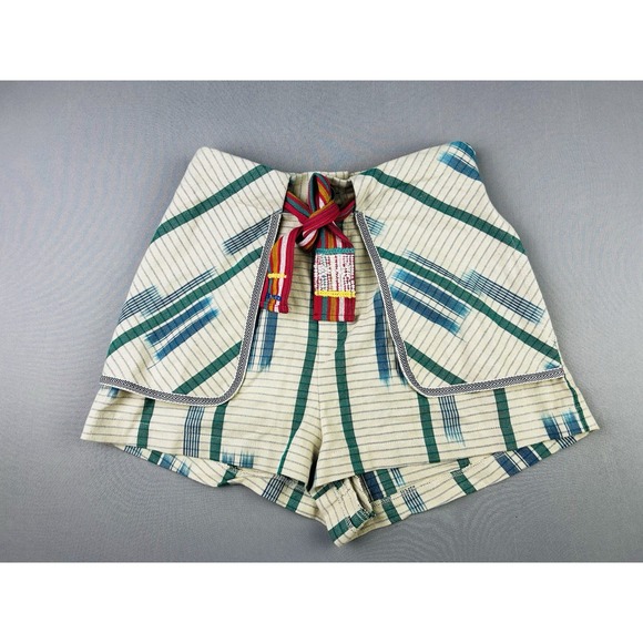 Urban Outfitters Pants - Urban Outfitters Women's 2 Eva Pattern Striped Belted Shorts